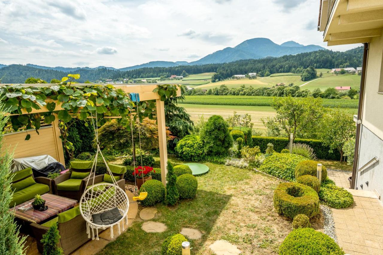 Relax & Beautiful View Apartment Словени Градец Екстериор снимка