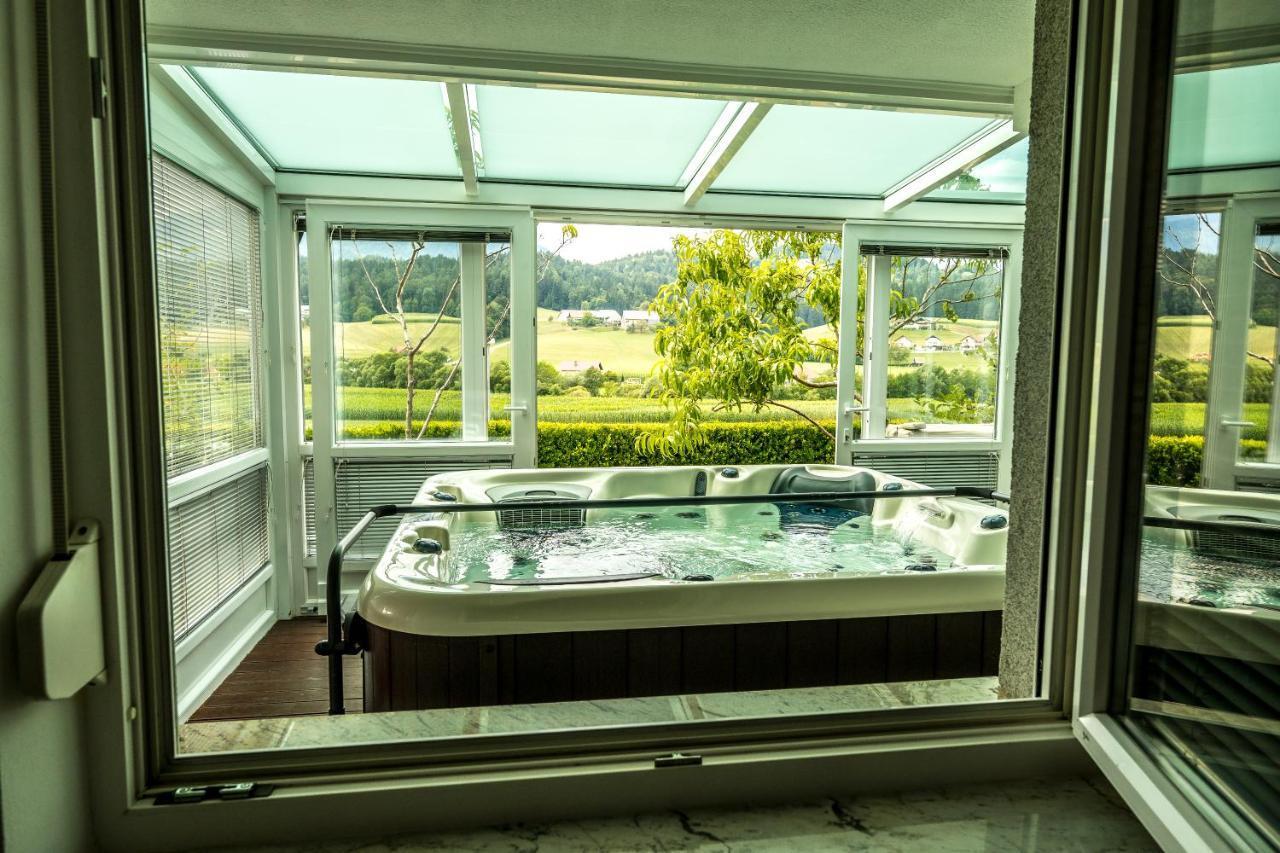 Relax & Beautiful View Apartment Словени Градец Екстериор снимка